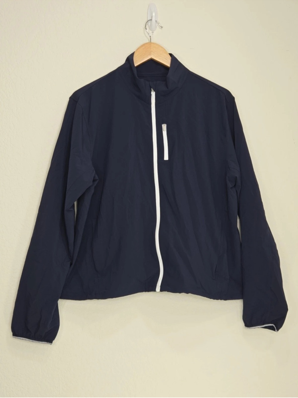 Athleta Sprint Finish Jacket Blue Navy/White Size L Tennis Womens
